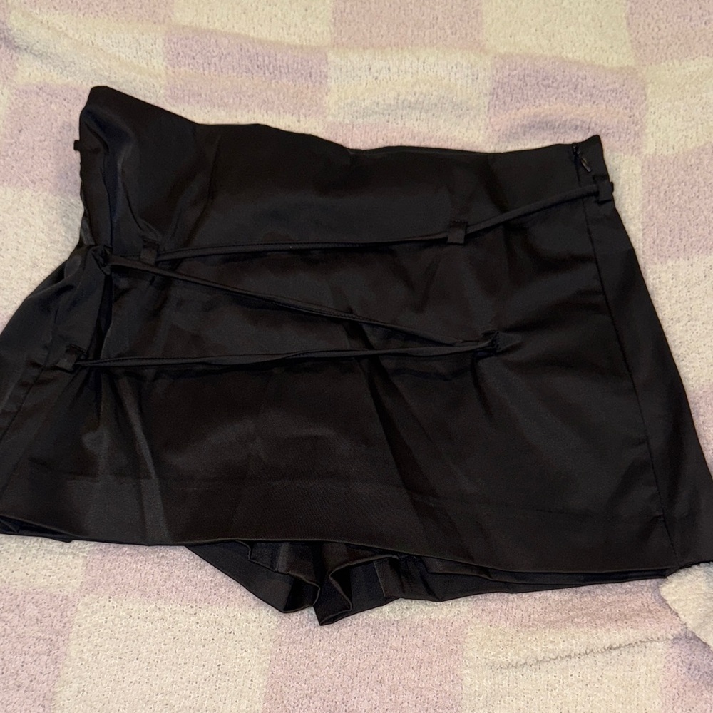 Zara Elegant Black Satin Women's Skort